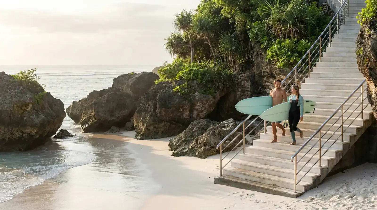 Приватный спуск Surfside к пляжу Сулубан